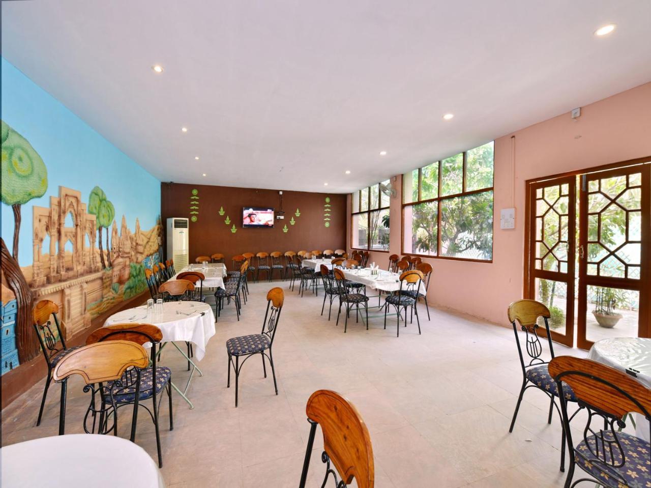 Oyo 15001 Marvel Umed Hotel Jodhpur  Luaran gambar